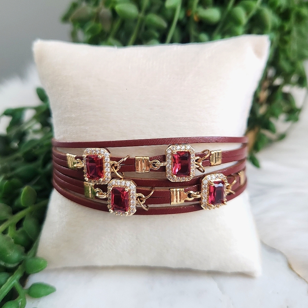 New Ryze Women's Burgundy & Gold Vegan Leather Magnetic Wrap Bracelet - Picture 1 of 6